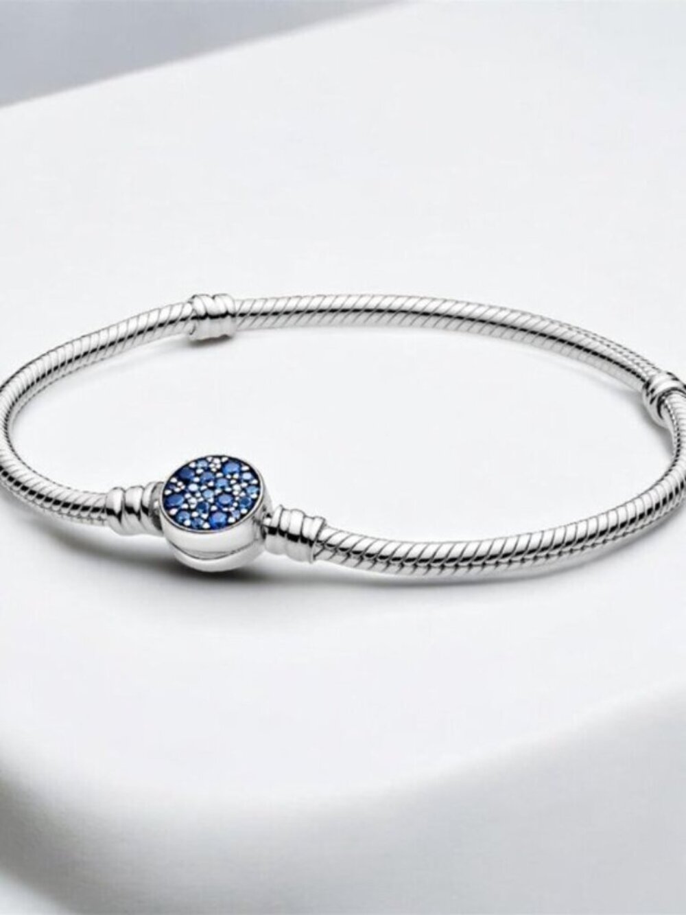 Pandora Moments Sparkling Blue Disc Clasp Snake Chain Bracelet